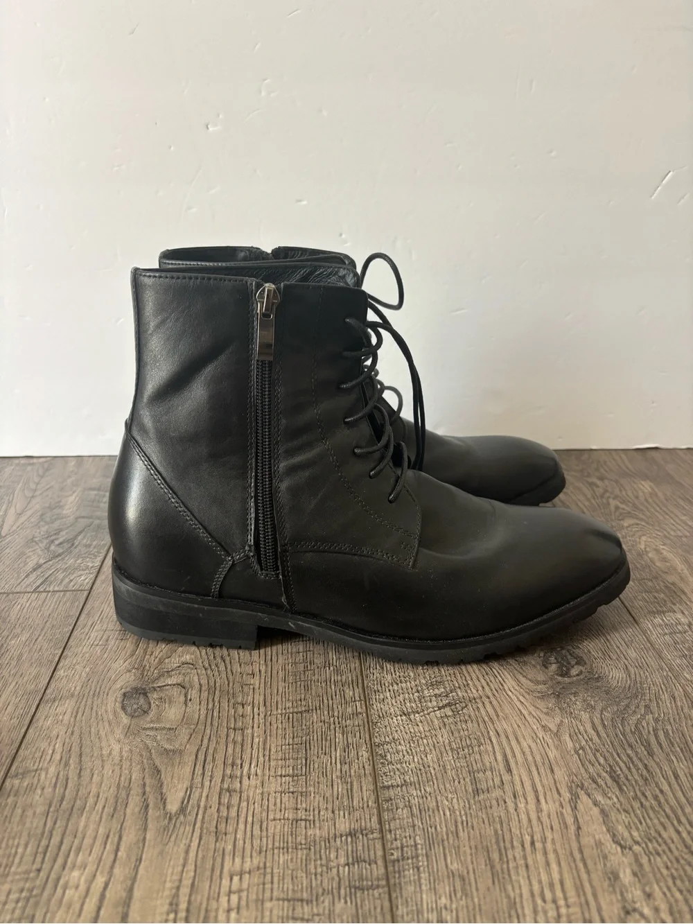 Chamaripa height increasing elevatorBlack Leather Lace-Up Ankle Boots sz 40